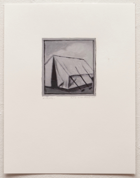 Alicia Mihai Gazcue - Nublado (Cloudy). 2011. Acuarela y carboncillo sobre papel. 11,5 x 10,5 cm (Papel- 28 x 21,6 cm). Único.