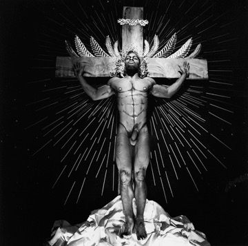 Steven Arnold - Black Jesus. 1985. Gelatina de plata Vintage. 20' x 16'. Ed. de 12.